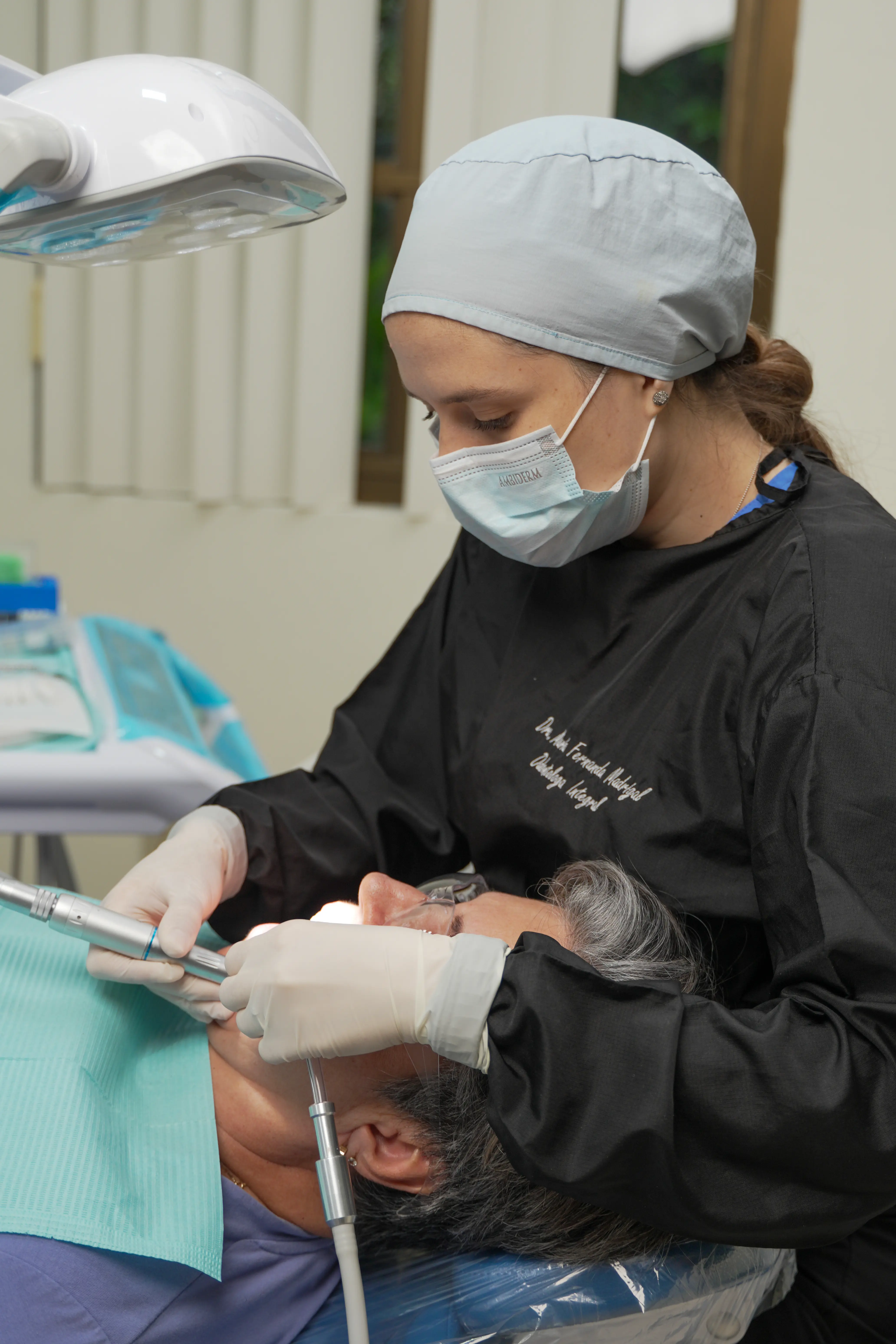 Atención odontológica integral en Mora Real